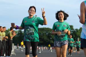 BIB: 357, 863, 
                            <button type="button" onclick="openModal(5172929)" class="btn btn-primary btn-sm float-right btn-popup" data-toggle="modal" data-target=".modal-high-quality">
                        <i class="fas fa-shopping-cart"></i> Add to Cart
                    </button>
                                            <button type="button" onclick="isThisMe(5172929, true)" class="btn btn-success btn-sm float-right btn-popup btn-isme hidden" data-toggle="tooltip" data-placement="bottom" title="นี่คือรูปของคุณใช่ไหม คลิกที่นี่เพื่อเอาเข้าอัลบั้ม">
                        <i class="fas fa-plus"></i> Add to album
                    </button>
                    <button type="button" onclick="isThisMe(5172929, false)" class="btn btn-warning btn-sm float-right btn-popup btn-isnotme hidden">
                        <i class="fas fa-ban"></i> Remove from album
                    </button>